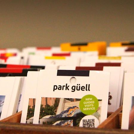 Apartaments Travessera-Parc Gueell Barcelona Bagian luar foto